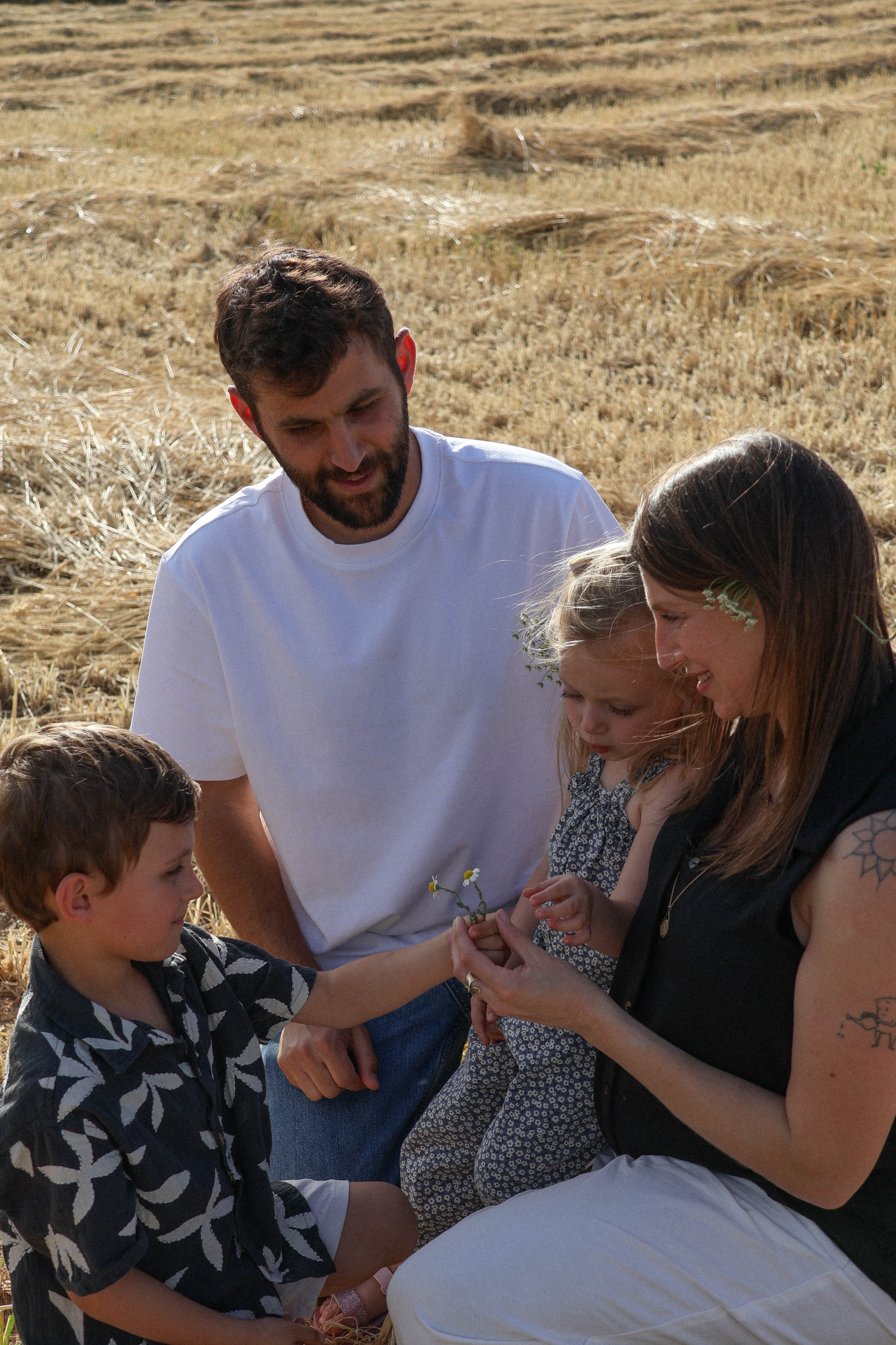 ילדים צוחקים